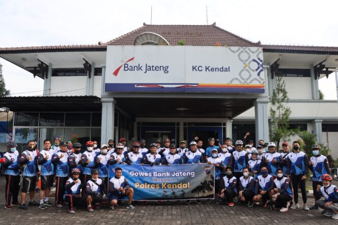 
 Gowes Dan Silaturahmi Bareng Bank Jateng Bersama Polres Kendal Prokes Terjaga Kesehatan Aman
