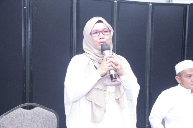 
 Dian Istiqomah : Menag Jangan Bikin Gaduh, Minta Maaf Atau Mundur