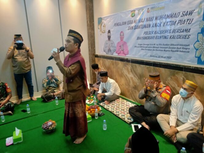
 Polsek Kalideres Bersama 3 Pilar Kalideres Menggelar Kegiatan Isra Mi’raj