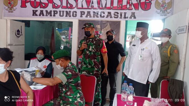 
 Ada Vaksinasi Boster di Kampung Pancasila Cengkareng Barat