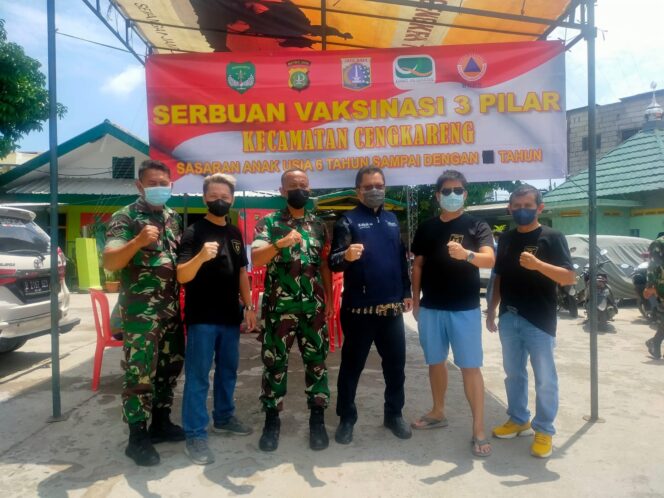 
 Serbuan Vaksinasi TNI dan Baksos Digelar di Koramil 04/CK