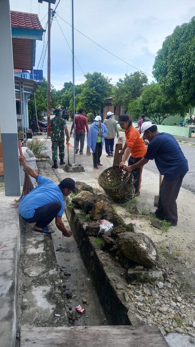 
 Lurah Pasar Pulau Tello Mengadakan Aksi Jumat Bersih