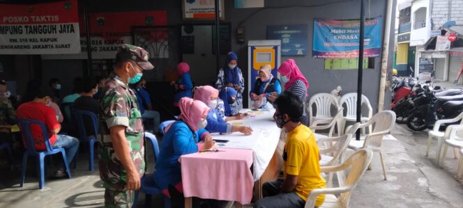 
 Sukseskan Vaksinasi di Wilayah Binaan Kodim 0503/JB Koramil 04/Cengkareng