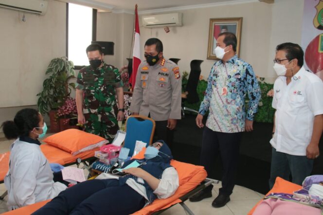 
 PMI dan Polres Metro Jakut Gelar Kegiatan Donor Darah
