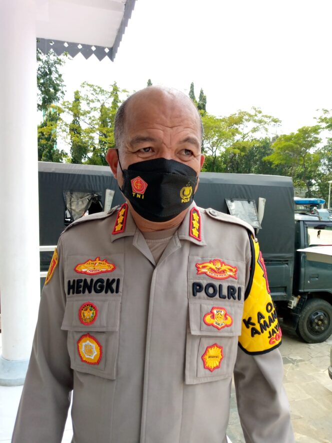 
 Vaksinasi Booster di Alun-Alun Bekasi Kota, Kapolres Ajak Warga Datangi Gerai dI 171 Lokasi