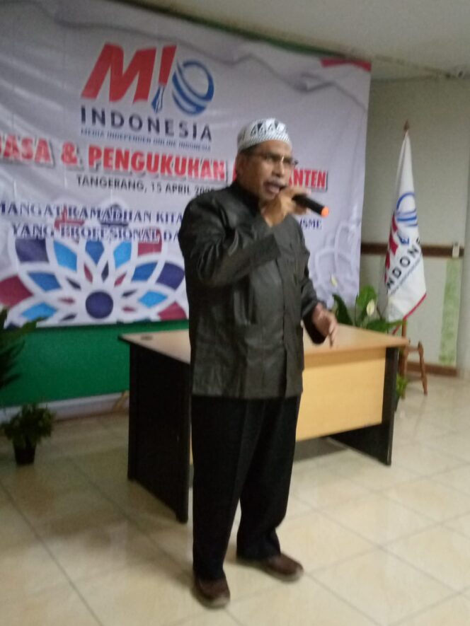 
 Habib Ali Alwi, Anggota DPD Dan Guru Masyarakat yang Menanam Kebaikan