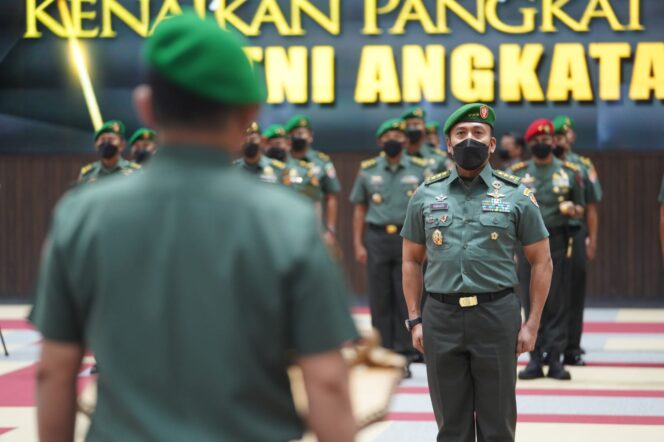 
 24 Perwira Tinggi TNI AD Naik Pangkat, Rudianto Resmi Sandang Bintang Tiga