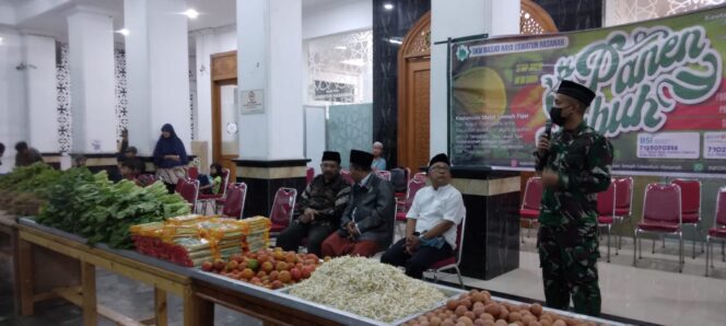 
 Danramil04 Cengkareng Hadiri Panen Subuh Masjid Raya Uswatun Hasanah