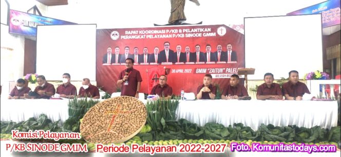 
 Pnt.Ir.Mourits Mantiri Melantik POKJA Pria Kaum Bapa Sinode GMIM Periode 2022-2027.
