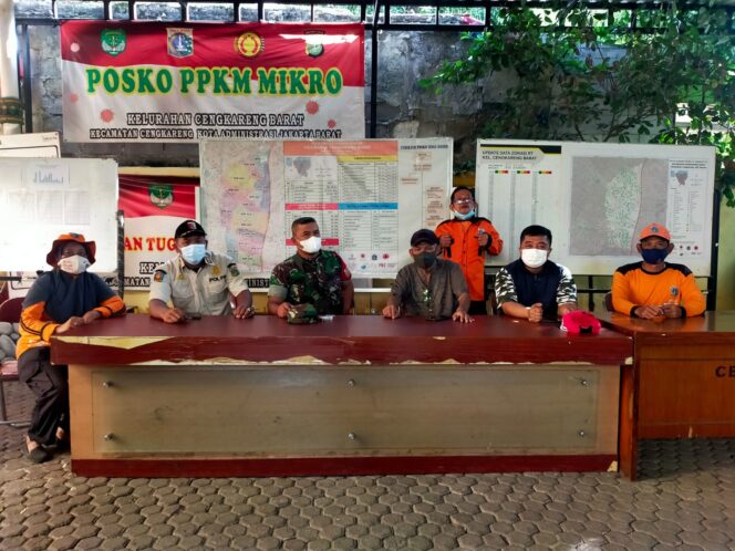 
 Babinsa Cengkareng Tingkatkan Keakraban dan Interaksi Bersama Warga, Dalam Menciptakan Ketahanan Wilayah