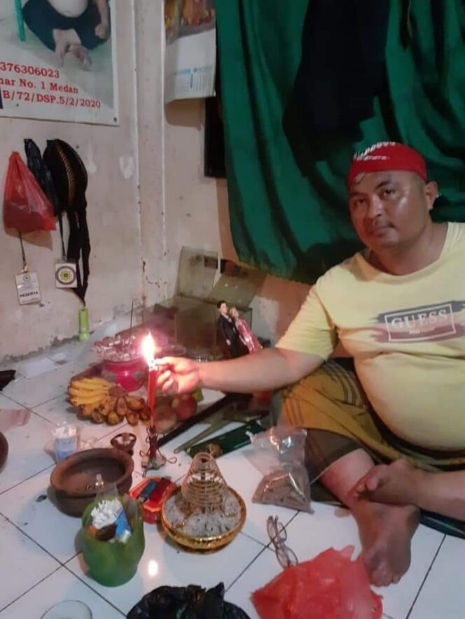 
 7 Sajen Jadi Pelaris, Vani Pesek Pede Dagang Cinta