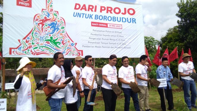 
 Bukti Bhakti Projo Untuk Borobudur Magelang Jawa Tengah