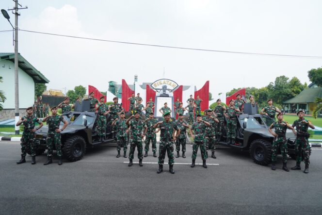 
 Kunjungan Gubernur Akademi Militer Pada Latihan OJT di Jajaran Kodam V/Brawijaya