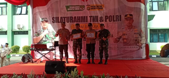 
 Silaturahmi TNI-POLRI, Tingkatkan Sinergitas Guna Mendukung Pelaksanaan Tugas di Wilayah Jakarta Timur
