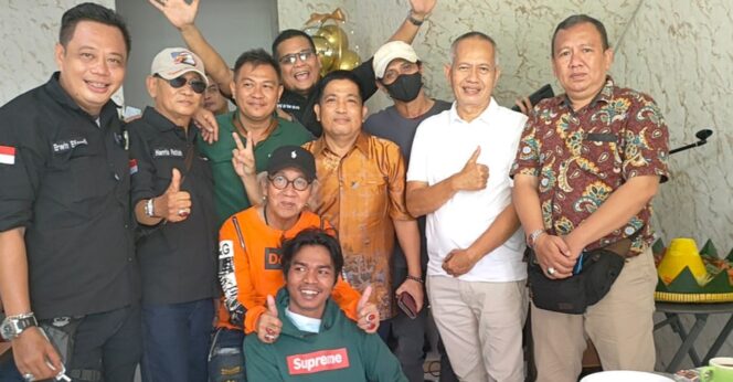 
 Grand Opening Serempak! Antara The Legend Cafe, Kantor FWJI dan Dragon Law Firm