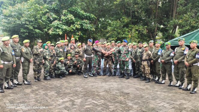 
 Jalin Silaturahmi Babinsa Koramil 04/CK Serma Andy Ke Pemuda Panca Marga DKI Jakarta