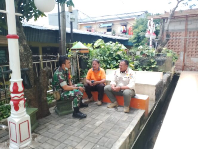 
 Babinsa 04/CK Eratkan Silaturahmi dan Saling Bersinergi