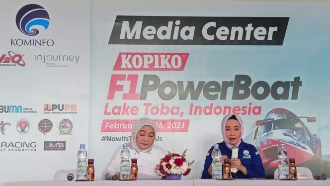 
 BMKG Sampaikan Kondisi Cuaca Kurang Baik Sehingga Babak Kualifikasi F1H2O Ditunda