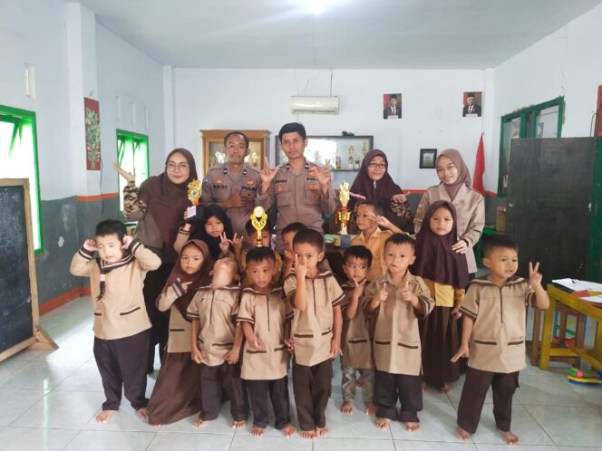 
 Kegiatan Polsanak Polsek Manonjaya, Binluh Tertib Lalu Lintas Kepada Siswa TK Al Amin