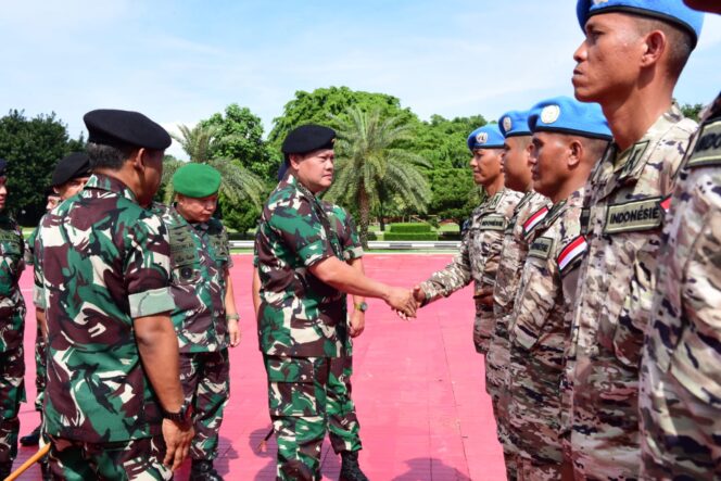 
 Kasad Hadiri Pemberangkatan Satgas BGC Konga XXXIX-E dan Kizi Konga XX-T Monusco