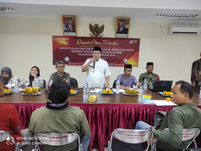 
 Babinsa Koramil04 Cengkareng Hadiri rapat pleno Terbuka Rekapitulasi Daftar Pemilih Hasil Pemutahiran