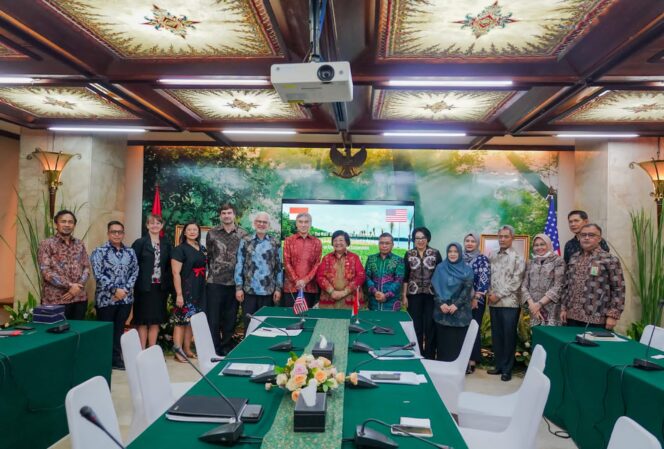 
 KLHK dan US EPA Tandatangani MoU untuk Tingkatkan Kerjasama Lingkungan