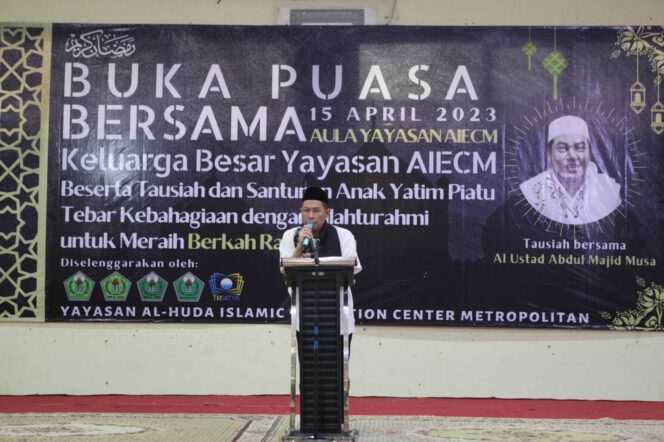 
 Yayasan AIECM Adakan Buka Bersama dan Santunan Anak Yatim Piatu