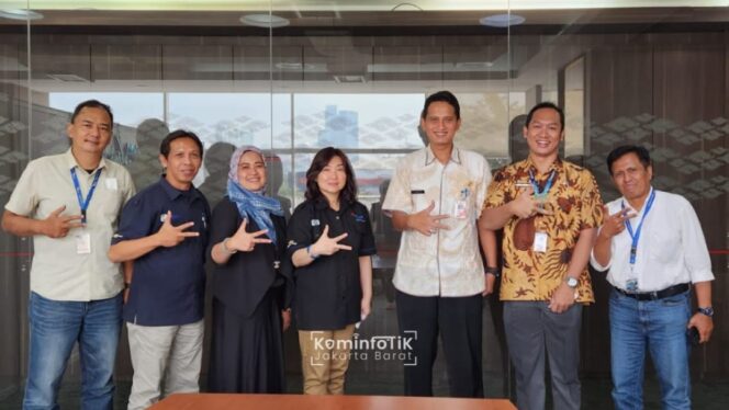 
 Sudis Kominfotik Jakarta Barat Dan ATVI Jajaki Kerja Sama Untuk Tingkatkan Layanan Publik