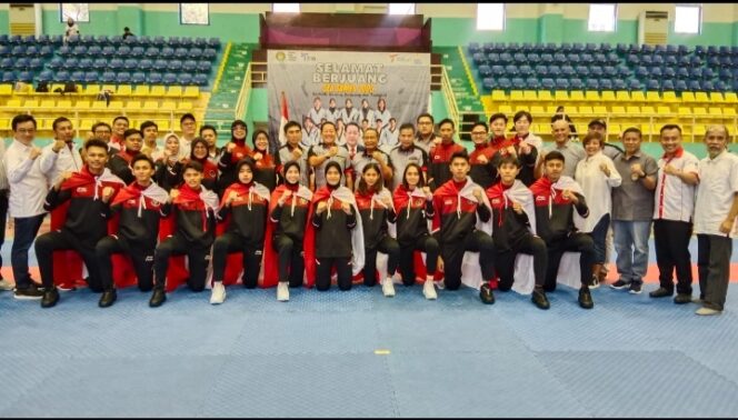 
 Ketua Umum PBTI Melepas Timnas Taekwondo Yang Akan Berlaga di Sea Games Kamboja 2023