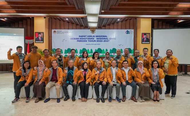 
 Bambang Hendroyono Terpilih Menjadi Ketua Presidium Dewan Kehutanan Nasional Periode 2022-2027