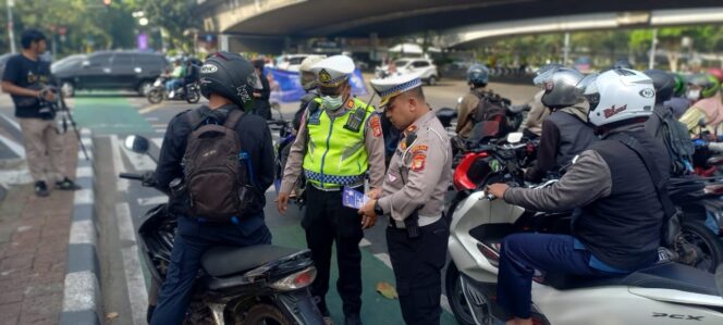 
 OPS Patuh Jaya 2023, Satlantas Jakarta Barat Melakukan Penindakan Pelanggar Lalu lintas