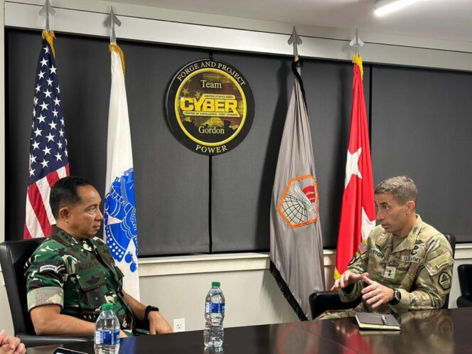 
 TNI AD – US Army Memperkuat Kerja Sama Militer