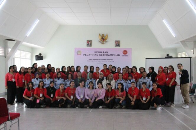 
 Lapas Kelas IIA Tangerang Buka Pelatihan Public Speaking Dan Make Up WBP