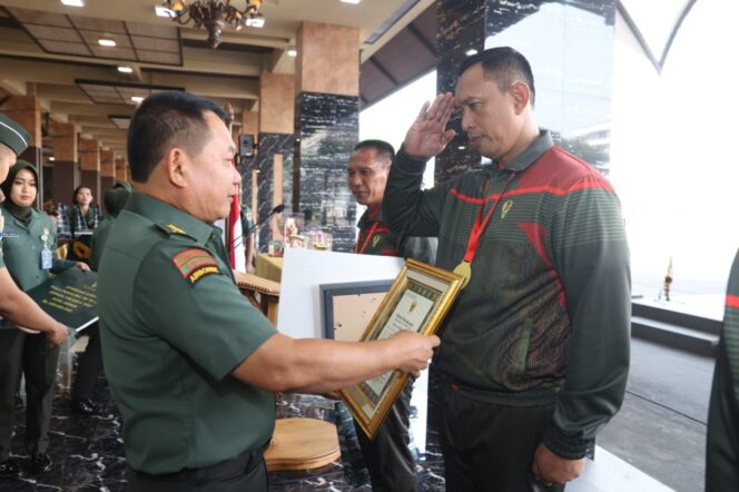 
 Pertahankan Juara Umum Piala Panglima TNI ke-16 Kalinya, Kasad Apresiasi Kontingen TNI AD
