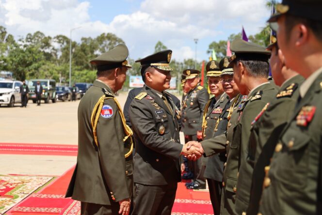 
 Kasad Terima Medali Kehormatan Negara Kamboja