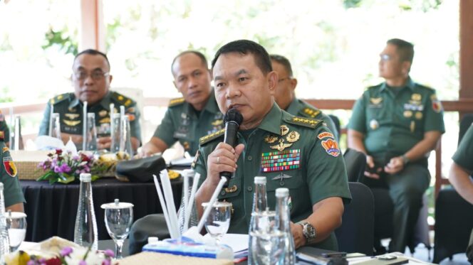 
 Kasad : Kalau Untuk Kepentingan Bangsa dan Negara, Saya Nggak Pernah Mikir Mikir