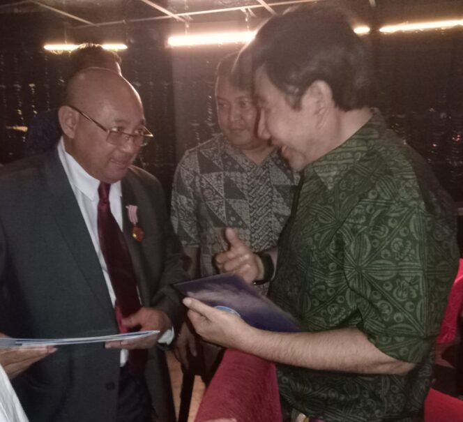 
 Presiden The Peace World Peace Organazation (WPO) Bertemu Dengan Guruh Soekarno Putra