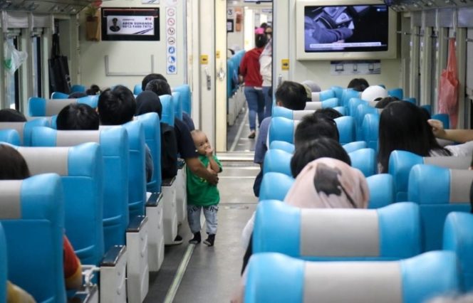 
 135 Ribu Penumpang Berangkat dari Stasiun Gambir dan Pasarsenen Periode Liburan Akhir Pekan