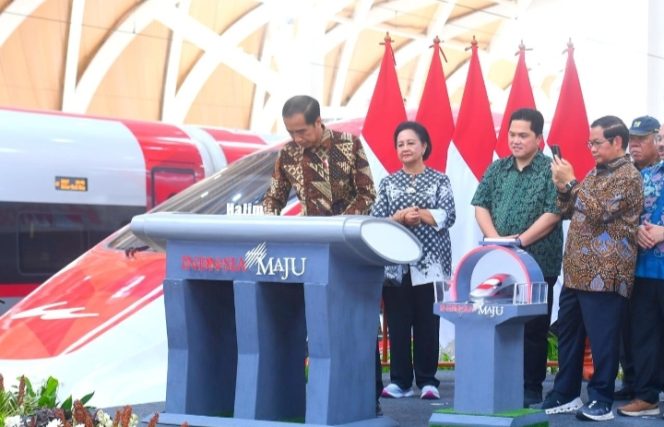 
 Presiden RI Jokowidodo Resmikan Operasional Kereta Cepat Whoosh