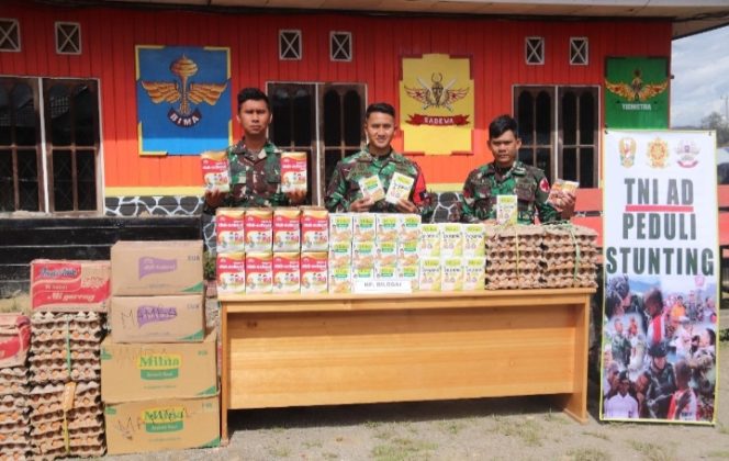 
 Satgas Yonif 330 Sukseskan Program Pemerintah, Gelar Program TNI AD Peduli Stunting di Wilayah Intan Jaya