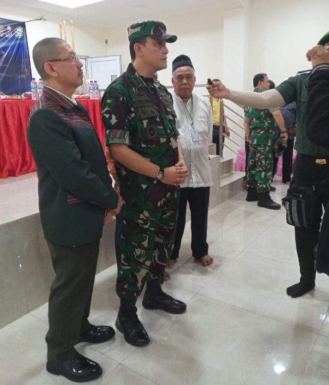 
 Bakti Sosial TNI Ke 78 Kodim 0503/JB Bersama Tokoh Agama Adakan Khitanan di Vihara Hemadhiro Mettavati