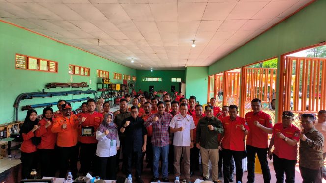 
 Komisi IV DPR RI Apresiasi Kerja Manggala Agni KLHK di Bumi Lancang Kuning