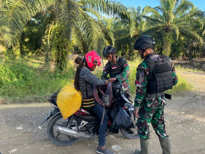
 Jelang Natal, Satgas Yonif 122/TS Berhasil Amankan 200 Gram Narkoba jenis Ganja