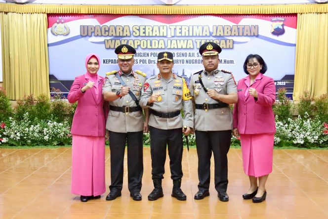 
 Kapolda Jateng Pimpin Sertijab Waka Polda, 3 PJU dan 9 Kapolres Jajaran Polda Jateng