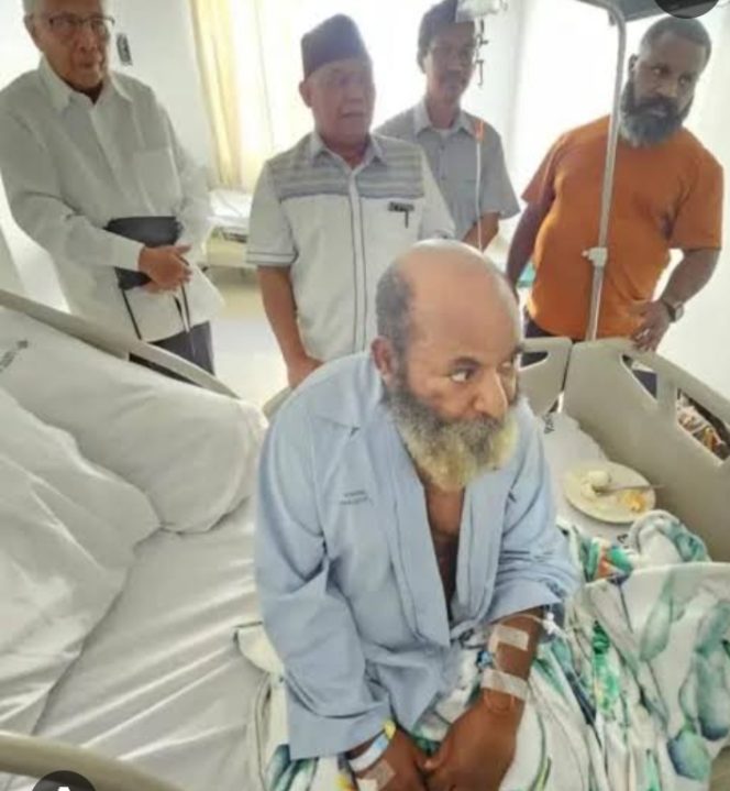 
 Mantan Gubernur Papua Meninggal Dunia