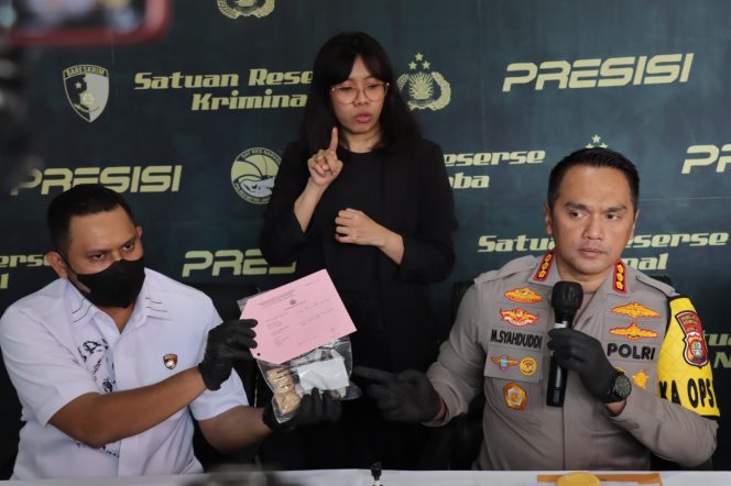 
 Polres Jakbar Tetapkan IBR Sebagai Tersangka Penyalahgunaan Narkoba