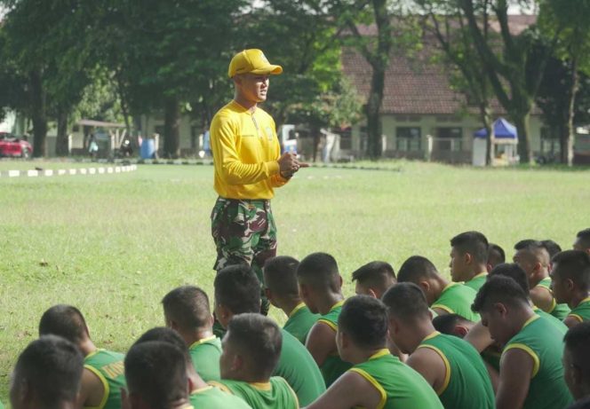 
 Yonarmed 11 Kostrad Laksanakan Evaluasi Kesegaran Jasmani A