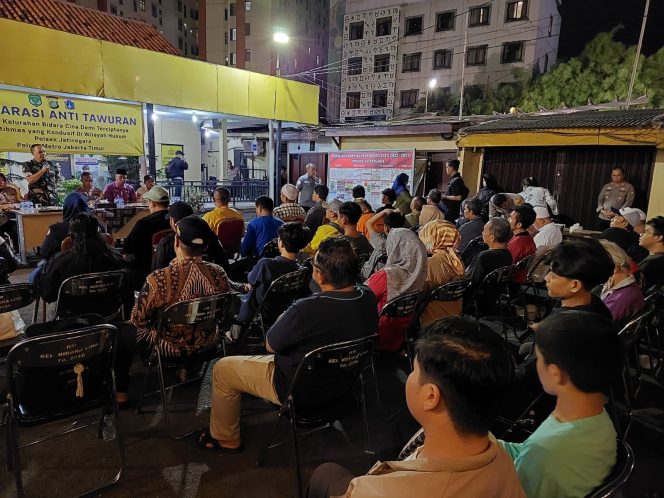 
 Deklarasi Anti Tawuran Warga Bidara Cina Oleh Kodim dan Polres Metro Jakarta Timur