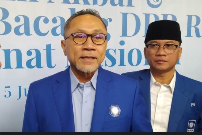 
 Aturan Baru Impor, Zulkifli Hasan: Oleh-oleh Luar Negeri Tidak Kena Tarif Bea Cukai, Beda Kalau Jastip