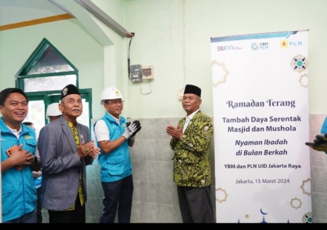 
 Ramadan Terang: 237 Masjid dan Mushola Dapat Tambah Daya Listrik Gratis